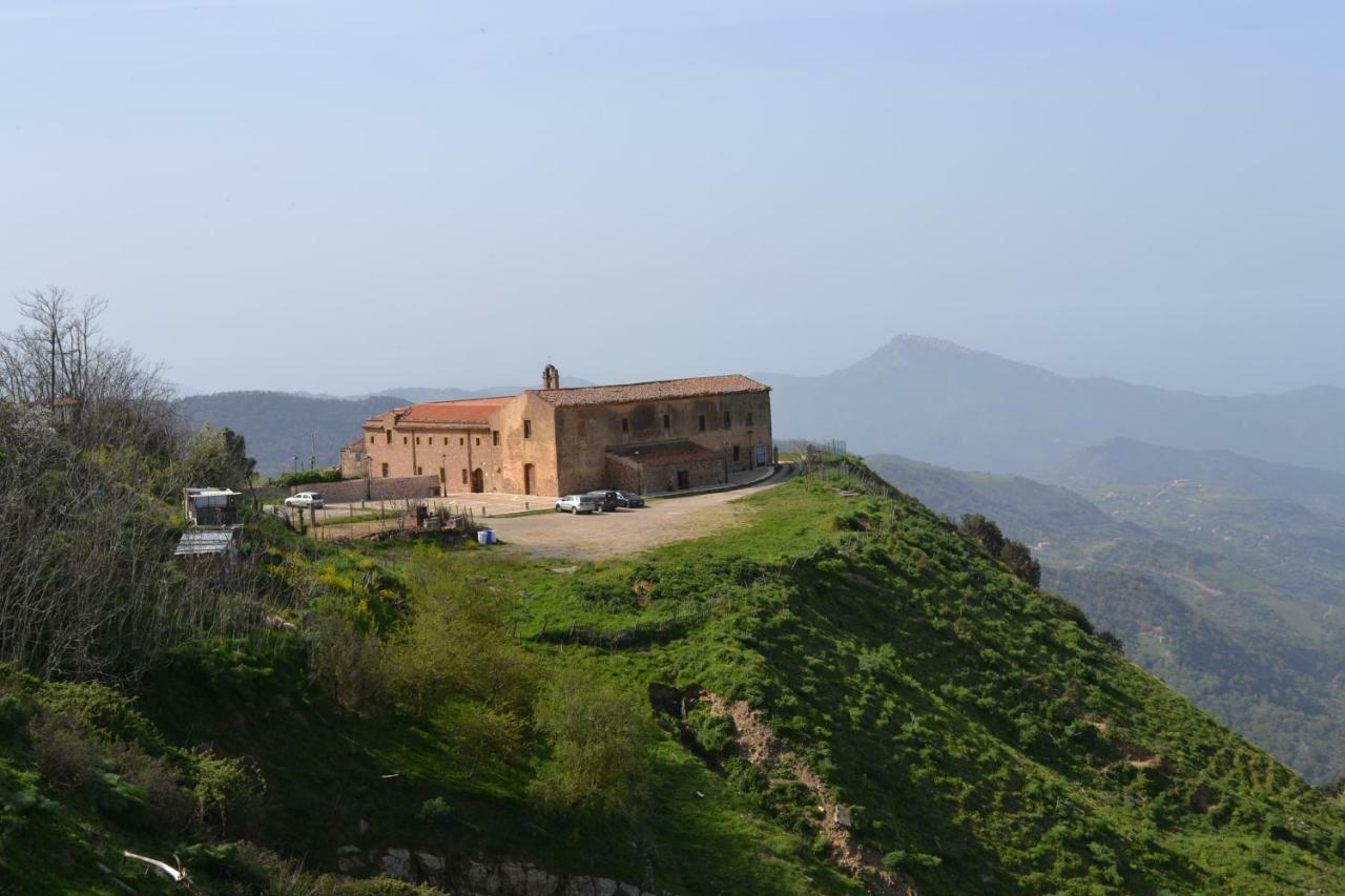 Casa Panoramica Castelverde San Mauro Castelverde Buitenkant foto